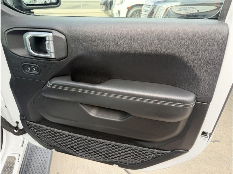 2019 Jeep Wrangler Unlimited Sahara Sport Utility 4D