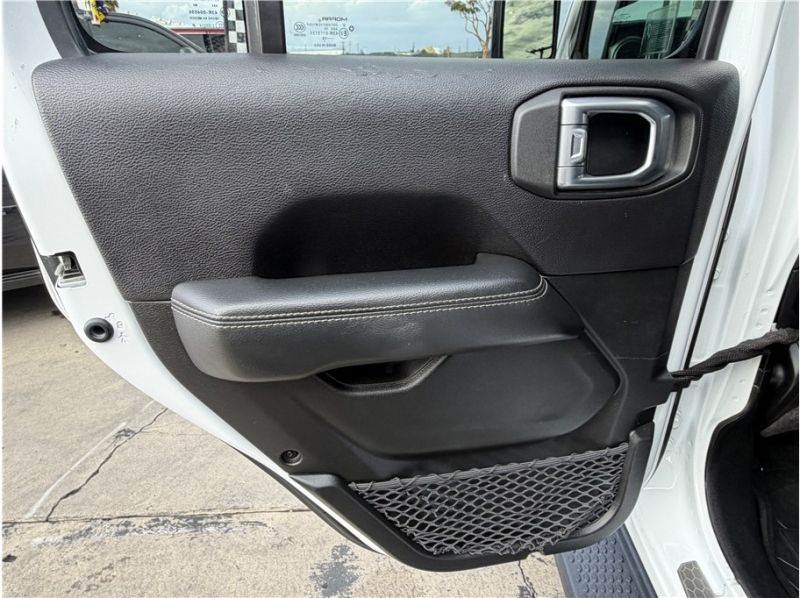 2019 Jeep Wrangler Unlimited Sahara Sport Utility 4D