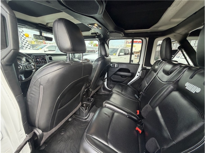 2019 Jeep Wrangler Unlimited Sahara Sport Utility 4D