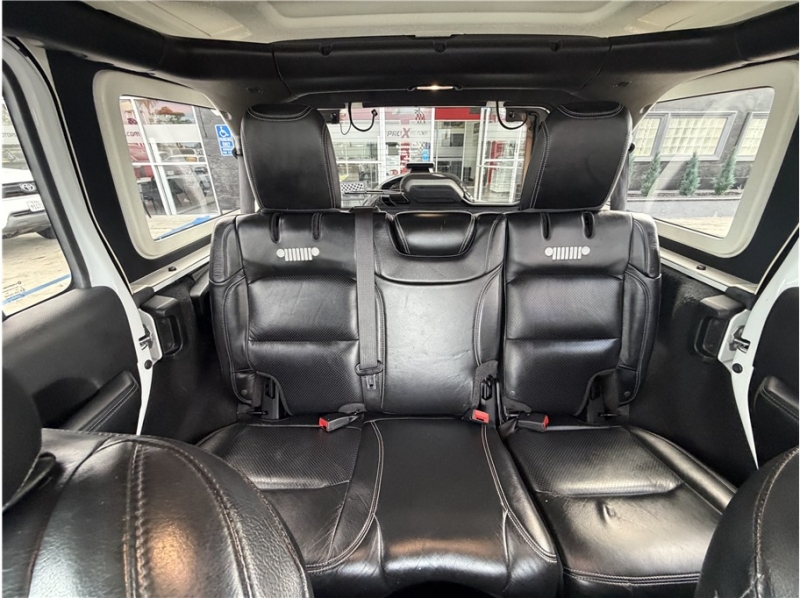 2019 Jeep Wrangler Unlimited Sahara Sport Utility 4D