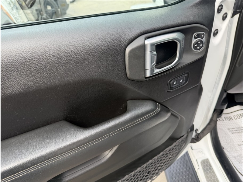 2019 Jeep Wrangler Unlimited Sahara Sport Utility 4D