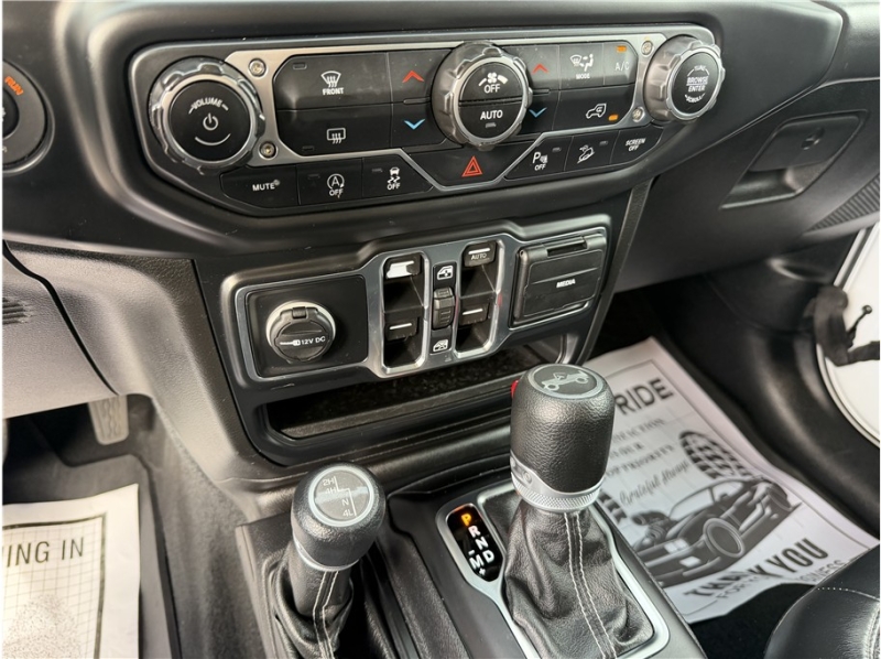 2019 Jeep Wrangler Unlimited Sahara Sport Utility 4D