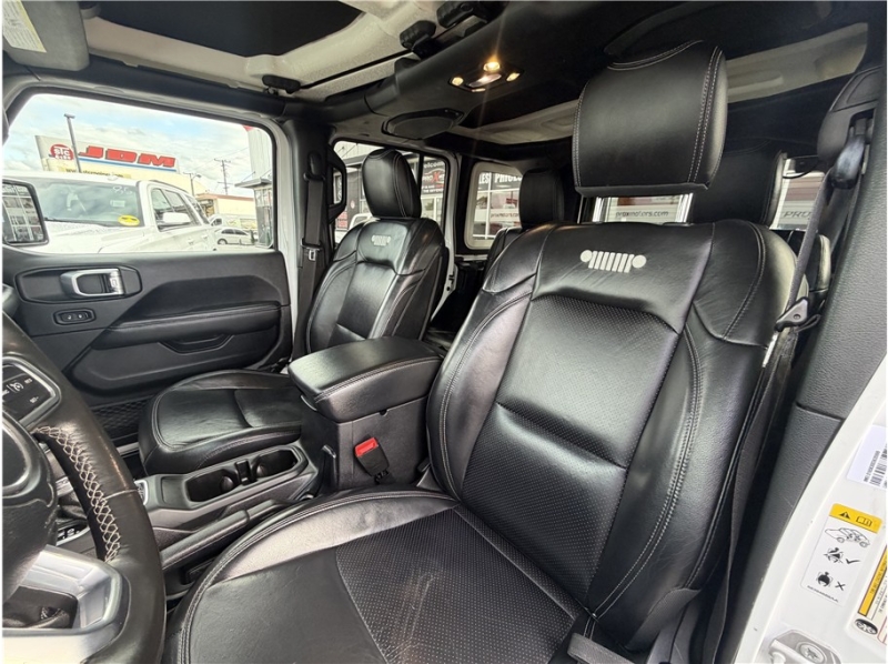 2019 Jeep Wrangler Unlimited Sahara Sport Utility 4D