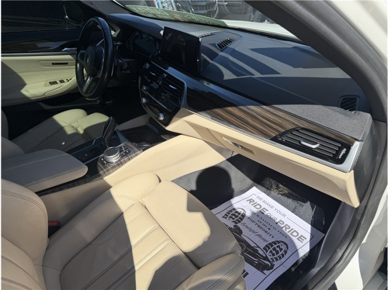 2019 BMW 5 Series 540i Sedan 4D