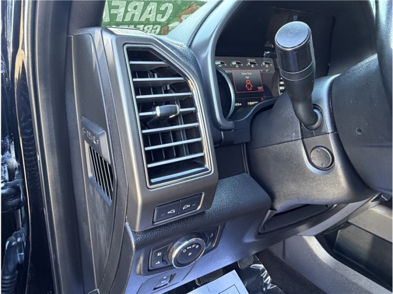 2017 Ford F150 SuperCrew Cab Limited Pickup 4D 5 1/2 ft