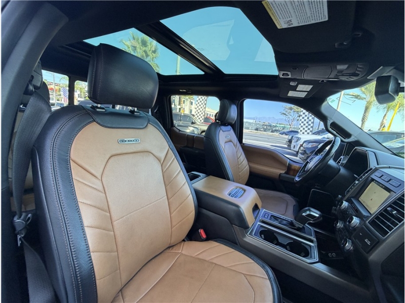 2017 Ford F150 SuperCrew Cab Limited Pickup 4D 5 1/2 ft