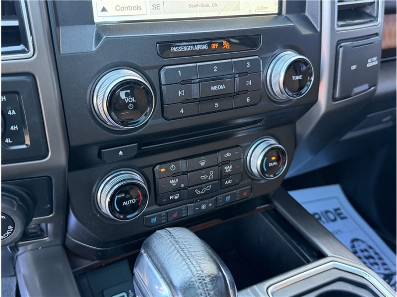 2017 Ford F150 SuperCrew Cab Limited Pickup 4D 5 1/2 ft