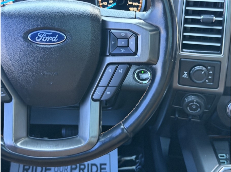 2017 Ford F150 SuperCrew Cab Limited Pickup 4D 5 1/2 ft