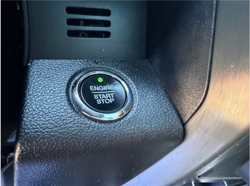 2017 Ford F150 SuperCrew Cab Limited Pickup 4D 5 1/2 ft