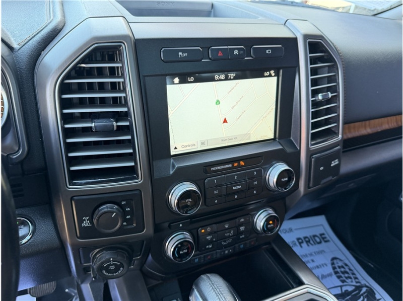 2017 Ford F150 SuperCrew Cab Limited Pickup 4D 5 1/2 ft