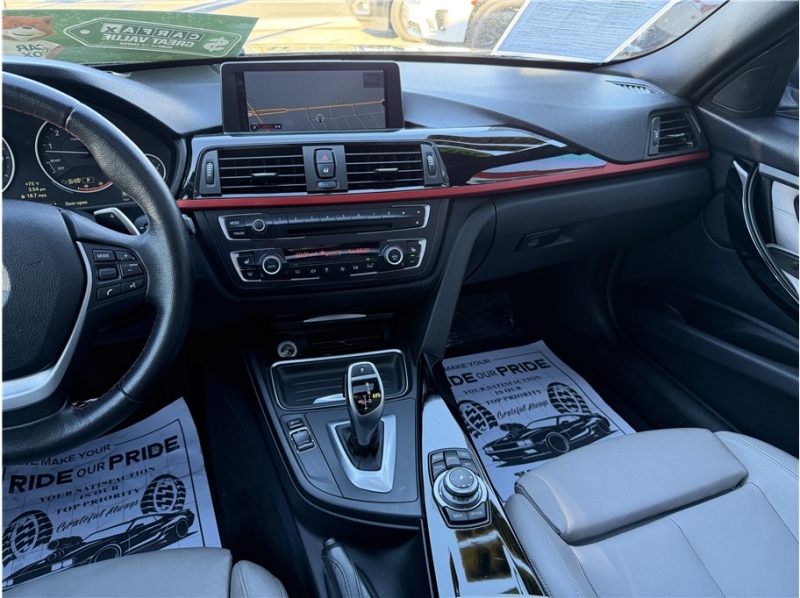 2013 BMW 3 Series 335i Sedan 4D