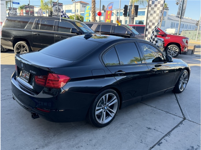 2013 BMW 3 Series 335i Sedan 4D
