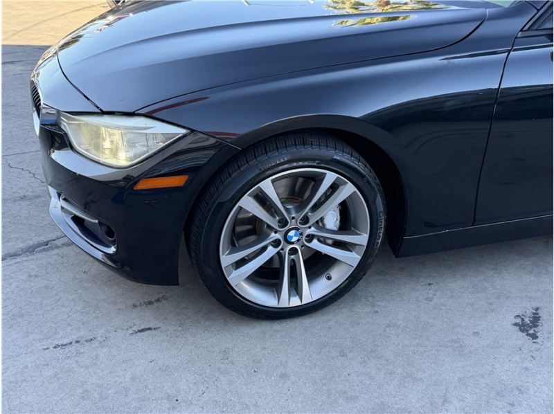 2013 BMW 3 Series 335i Sedan 4D