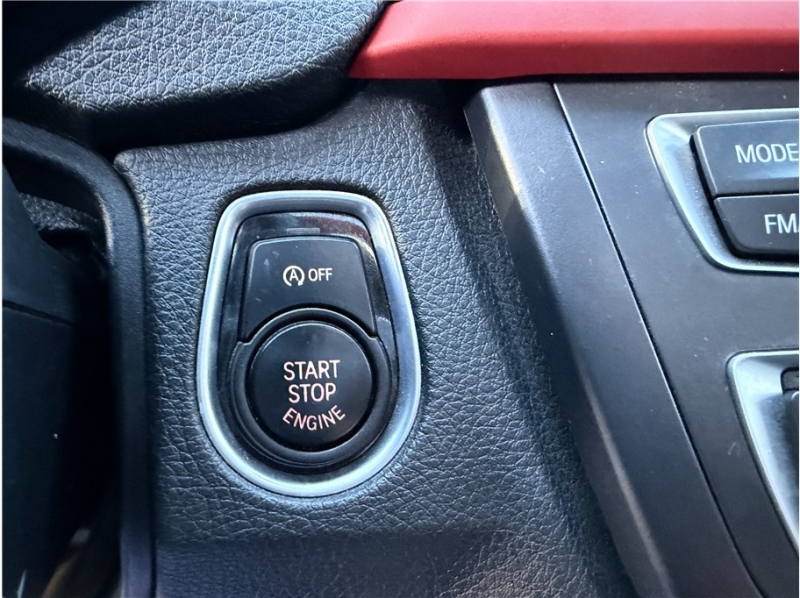 2013 BMW 3 Series 335i Sedan 4D