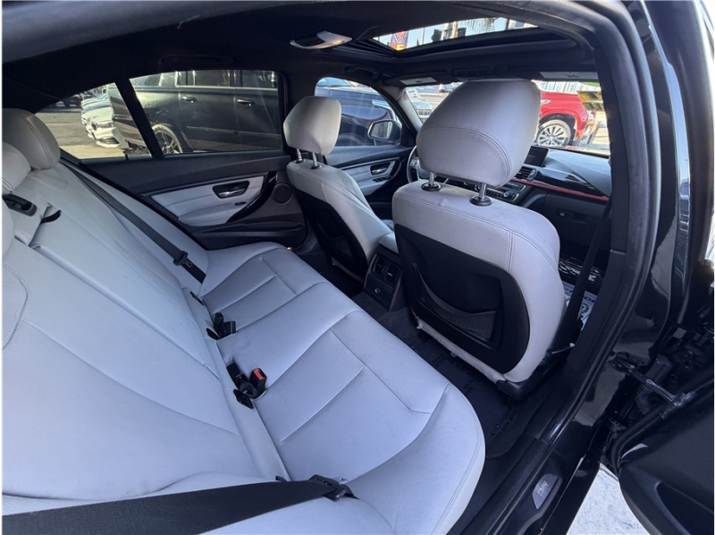2013 BMW 3 Series 335i Sedan 4D