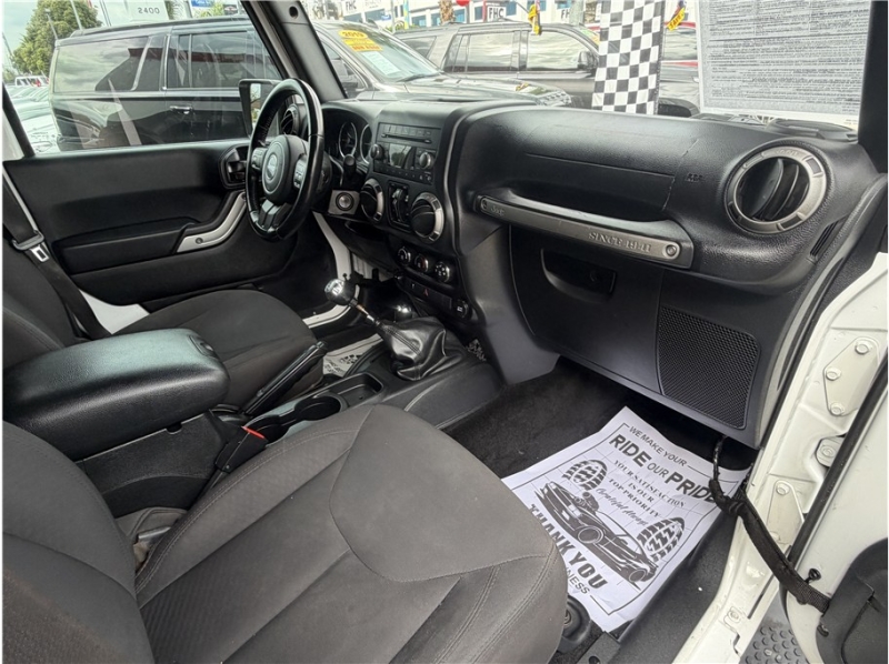 2016 Jeep Wrangler Unlimited Sport S Sport Utility 4D
