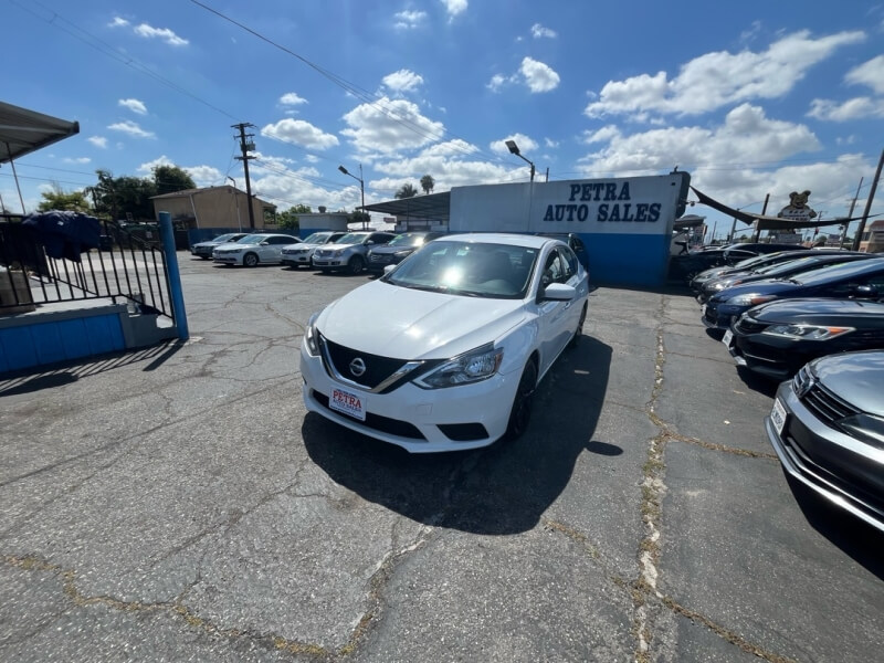 2017 Nissan Sentra SV CVT's photo
