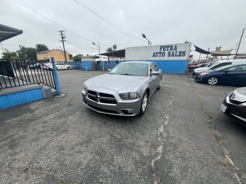 2013 Dodge Charger SXT's photo