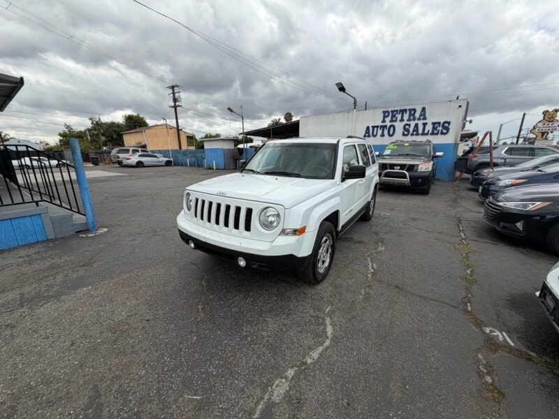 2016 Jeep Patriot Sport's photo